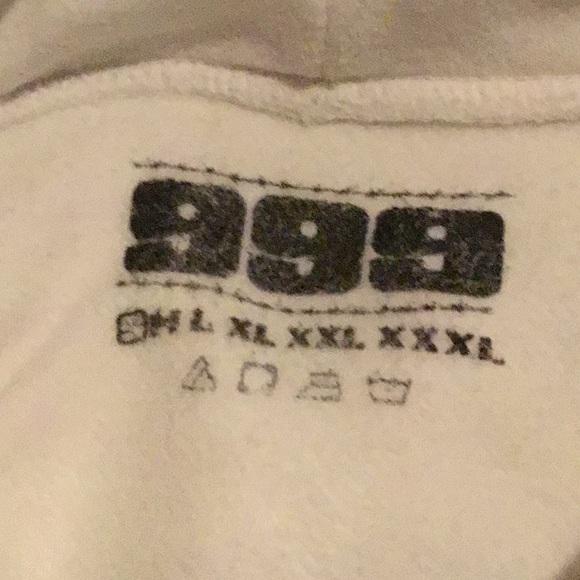 JuiceWrld Hoodie marked size small but fits more like a medium. Worn a few times - Picture 3 of 4